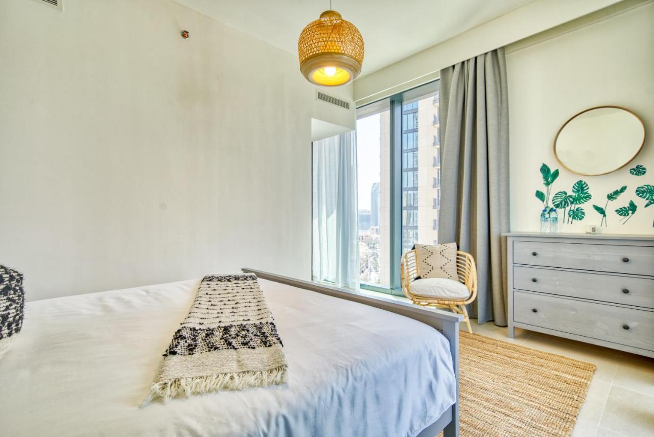 Incredible Views From This Classy Apt With Terrace Dubai Exterior foto