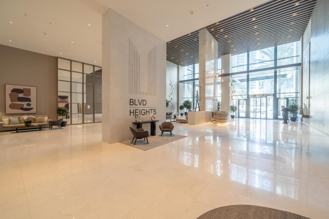 Incredible Views From This Classy Apt With Terrace Dubai Exterior foto